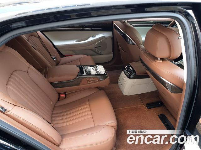 Genesis G90 2019 — photo 2