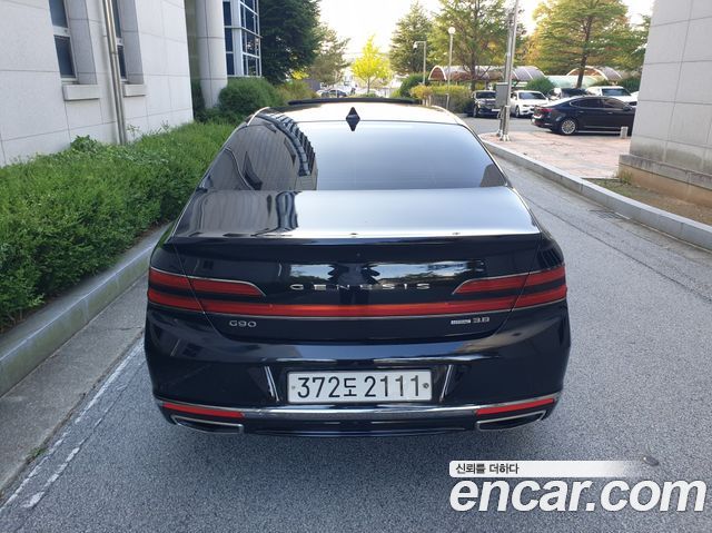 Genesis G90 2019 — photo 18