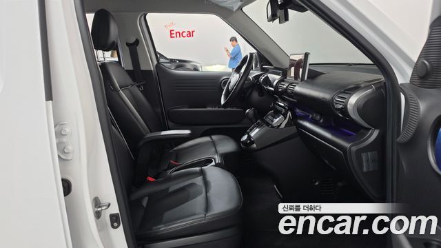 Hyundai Casper 2024 — photo 16