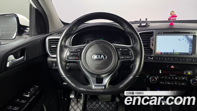 Kia Sportage 2018 — photo 13