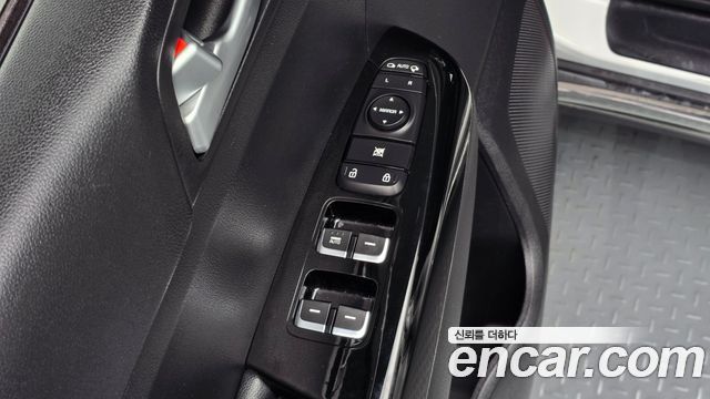 Kia Sportage 2018 — photo 18