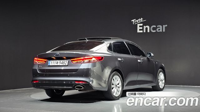 Kia K5 2016 — photo 2
