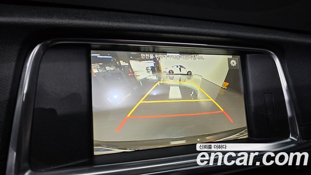 Kia K5 2016 — photo 22