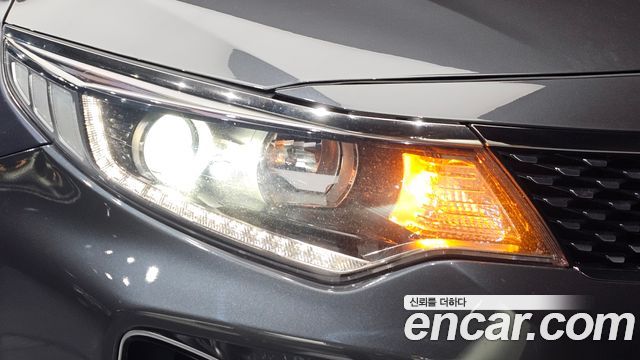 Kia K5 2016 — photo 8