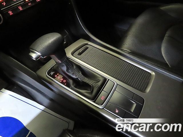 Kia K5 2019 — photo 18
