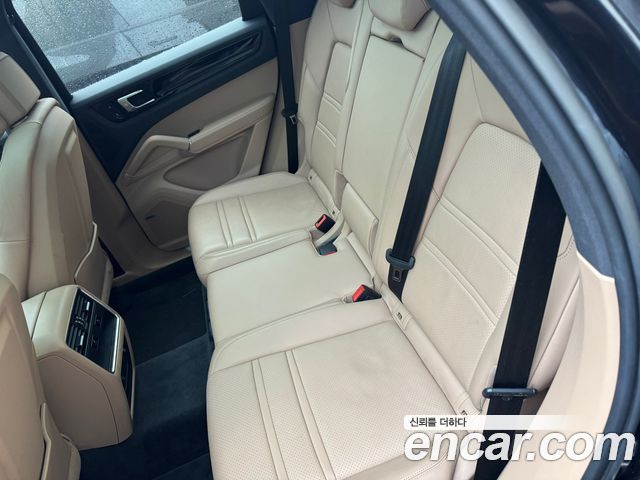 Porsche Cayenne 2019 — photo 5