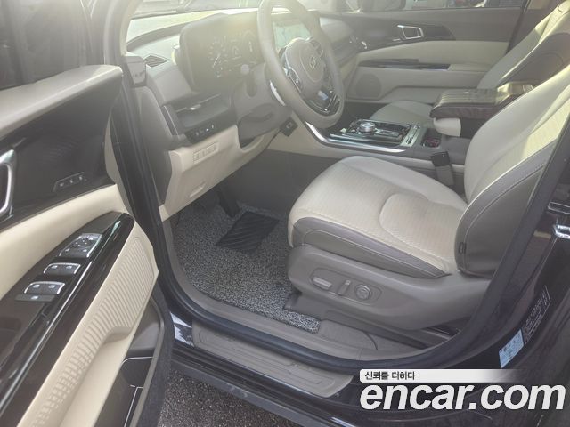 Kia Canival 2021 — photo 10