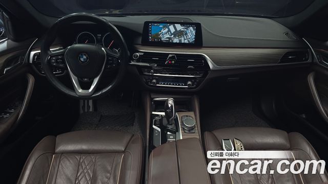 BMW 5-Series 2018 — photo 7