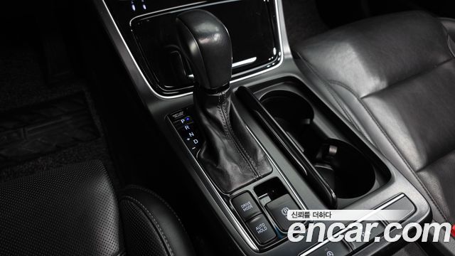 Hyundai Grandeur 2017 — photo 12