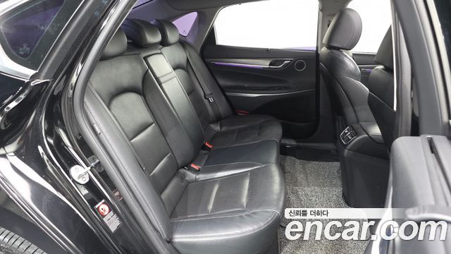 Hyundai Grandeur 2017 — photo 18