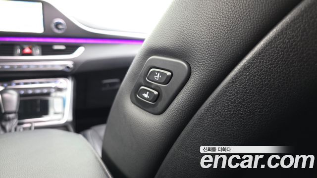Hyundai Grandeur 2017 — photo 28