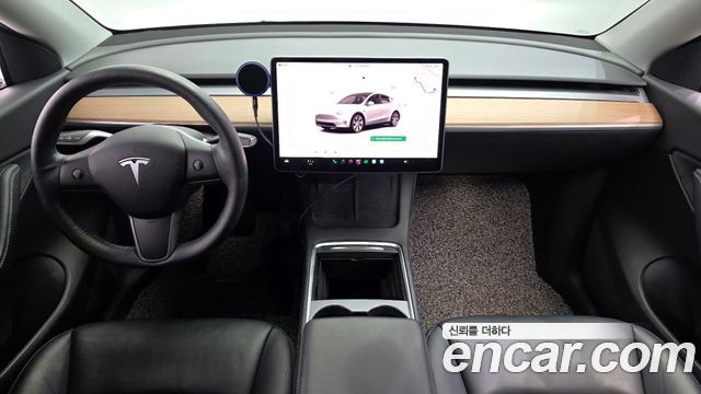 Tesla Model Y 2022 — photo 7