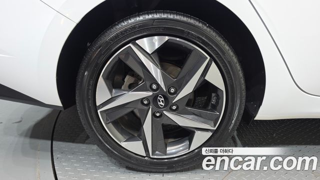 Hyundai AVANTE 2023 — photo 5