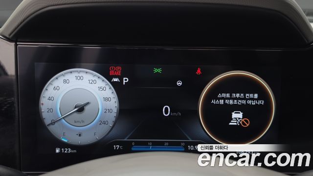 Hyundai AVANTE 2023 — photo 8