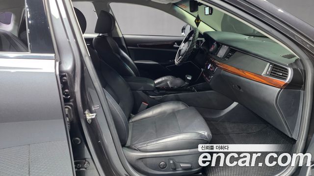 Kia K7 2017 — photo 11