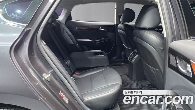 Kia K7 2017 — photo 12