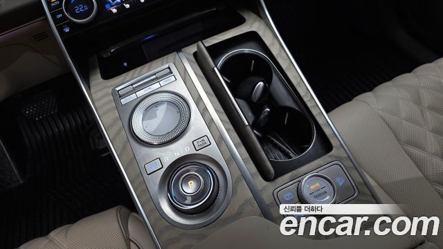 Genesis GV80 2022 — photo 12