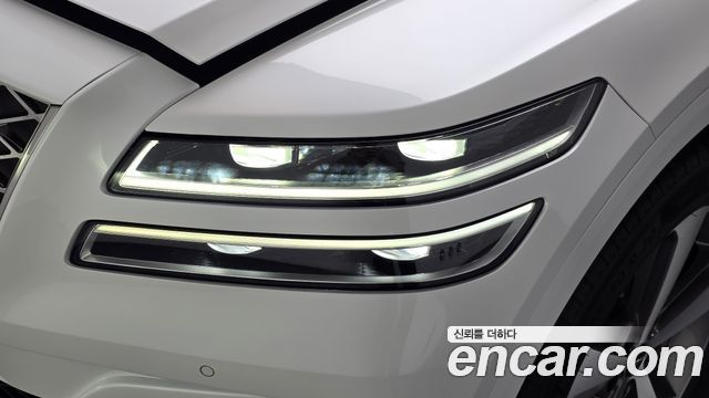 Genesis GV80 2022 — photo 8