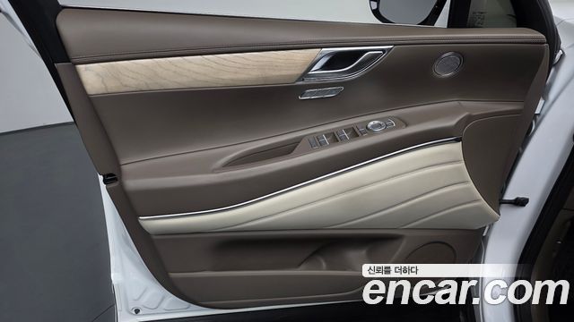 Genesis GV80 2022 — photo 14
