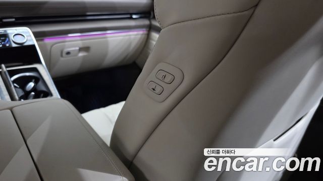 Genesis GV80 2022 — photo 35