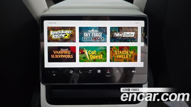 Tesla Model Y 2026 — photo 31