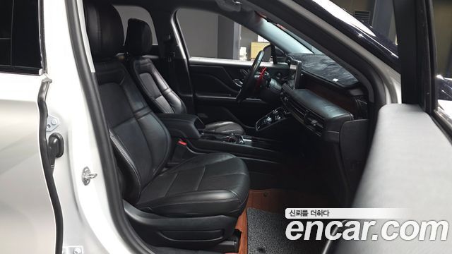 Lincoln Corsair 2020 — photo 16