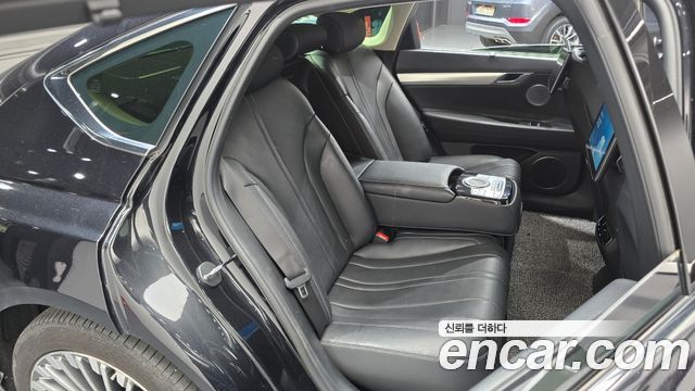 Genesis G80 2022 — photo 18