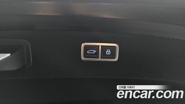 Genesis G80 2022 — photo 26