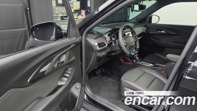 Chevrolet Korea Trailblazer 2023 — photo 13