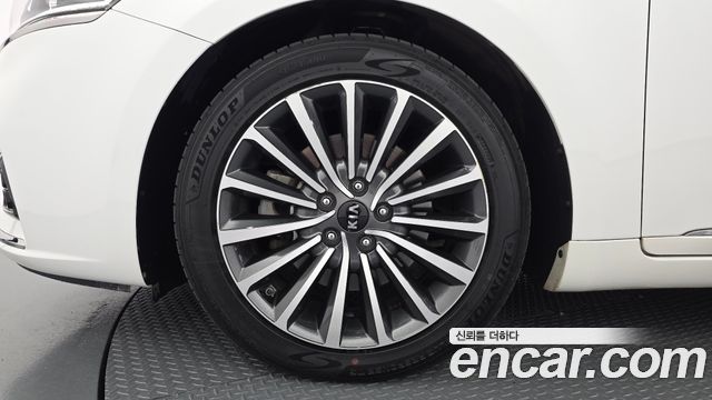 Kia K7 2018 — photo 5