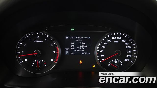 Kia K7 2018 — photo 11