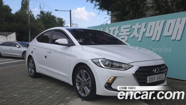 Hyundai AVANTE 2017 — photo 1