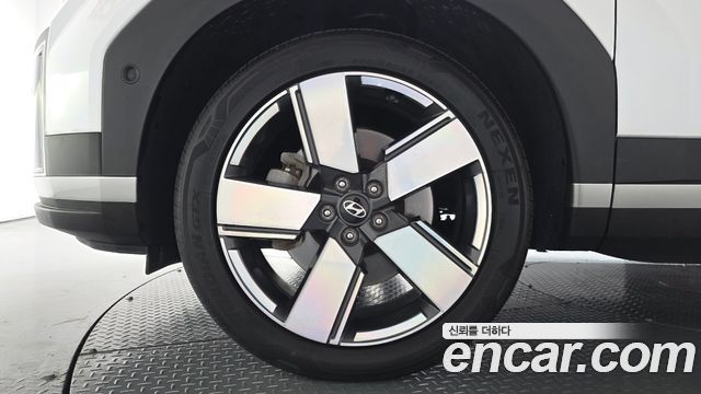Hyundai Santafe 2025 — photo 5