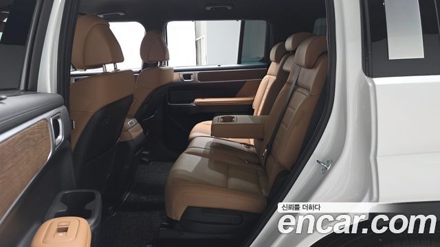 Hyundai Santafe 2025 — photo 18
