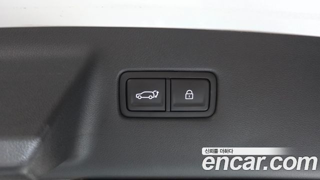 Hyundai Santafe 2025 — photo 27