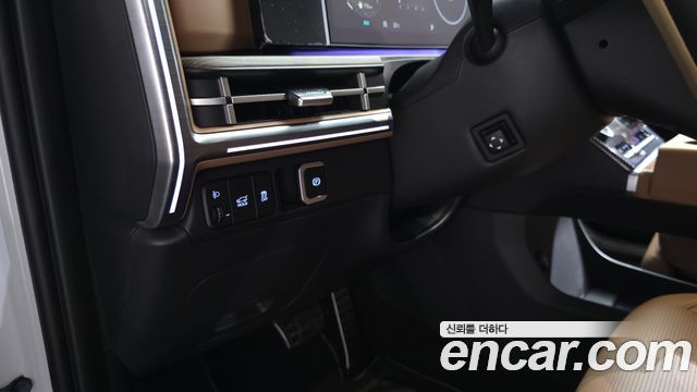 Hyundai Santafe 2025 — photo 30