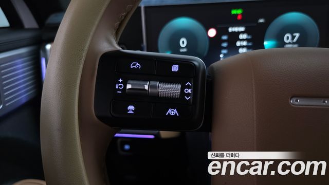 Hyundai Santafe 2025 — photo 32