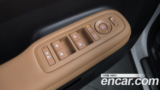 Hyundai Santafe 2025 — photo 35