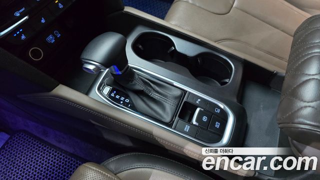 Hyundai Santafe 2020 — photo 9