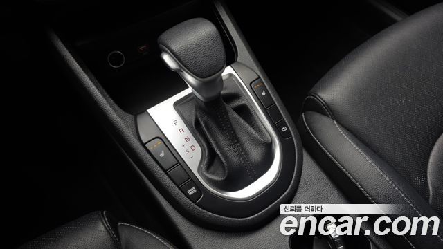 Kia K3 2023 — photo 12