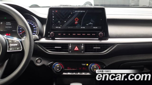 Kia K3 2023 — photo 20