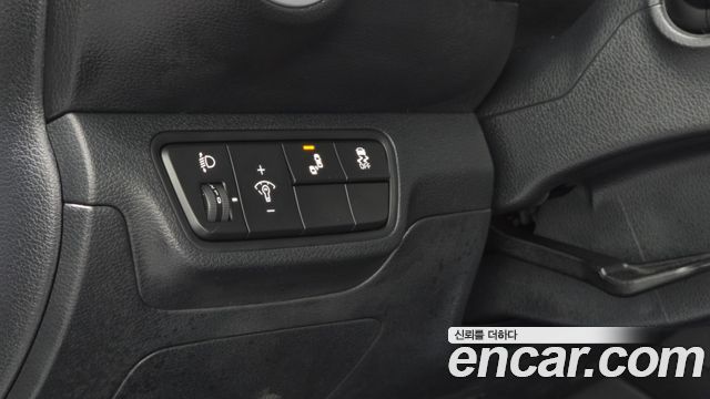 Kia K3 2023 — photo 24