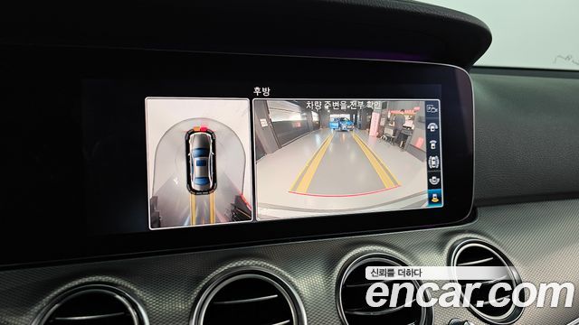 Mercedes-Benz E-Class 2019 — photo 21