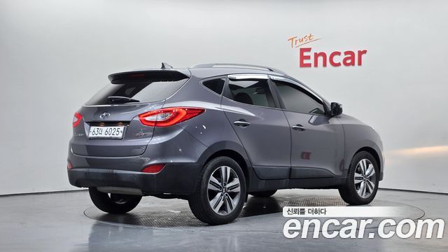 Hyundai Tucson 2015 — photo 2