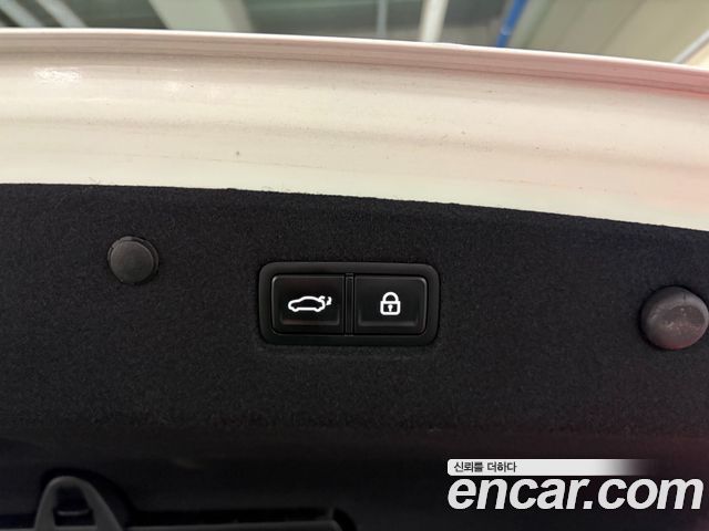 Kia K8 2022 — photo 20