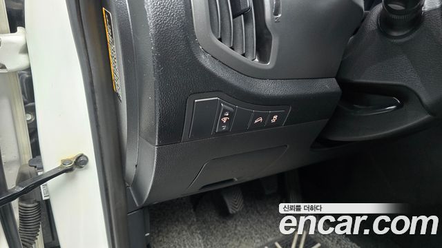 Kia Sportage 2013 — photo 16