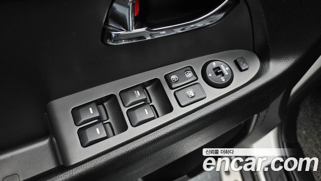 Kia Sportage 2013 — photo 17