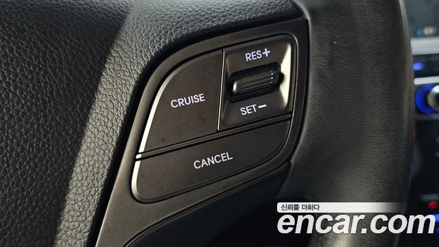 Hyundai Santafe 2017 — photo 19