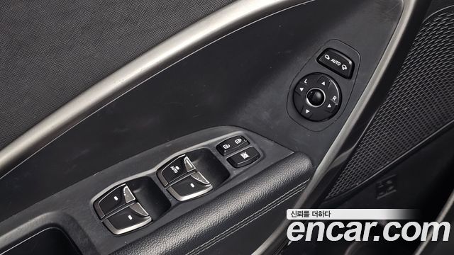 Hyundai Santafe 2017 — photo 24