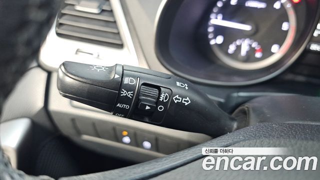 Hyundai Santafe 2017 — photo 30